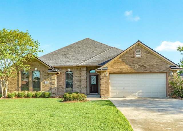 Property at 702 Moore St, Richwood, TX 77566, 3 beds, 2 baths