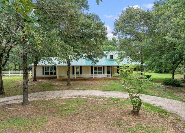 Property at 18768 Dalton Willis Dr Dr, Montgomery, TX 77316, 3 beds, 2 baths