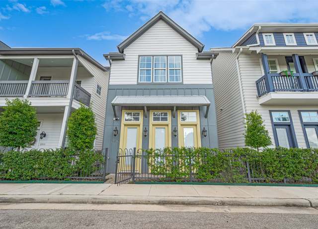 Property at 5308 S Capitol St, Houston, TX 77023, 3 beds, 2.5 baths