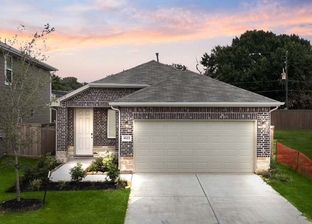 Property at 4623 Mesquite Trail Blush, Pinehurst, TX 77362, 3 beds, 2 baths