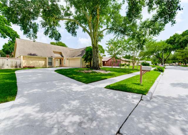 Property at 1034 Powder River Dr, Katy, TX 77450, 3 beds, 2 baths