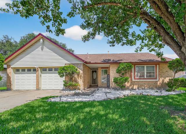 Property at 413 S Crockett St, Deer Park, TX 77536, 3 beds, 2 baths