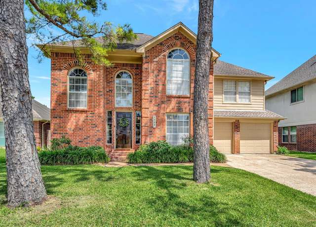 Property at 1227 Redwood Bough Ln, Houston, TX 77062, 3 beds, 2.5 baths