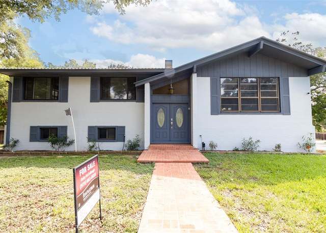 Property at 465 N Horton St, La Grange, TX 78945, 3 beds, 2.5 baths