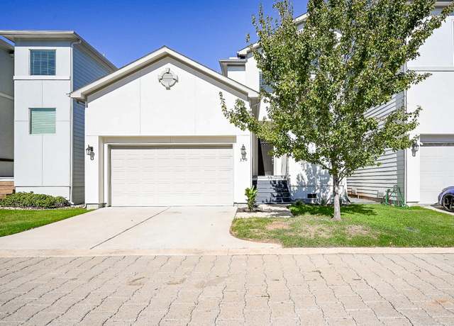 Property at 330 Yale Oaks Ln, Houston, TX 77091, 3 beds, 2.5 baths