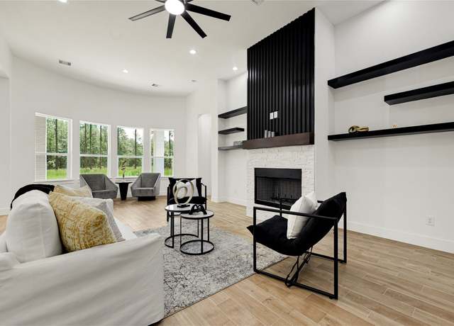 Property at 1210 Road 6604, Dayton, TX 77535, 3 beds, 2.5 baths