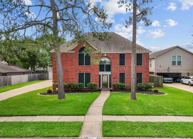 Property at 407 Windsor Dr, Friendswood, TX 77546, 5 beds, 2.5 baths