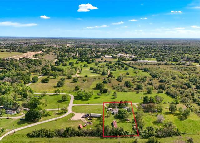 Property at 7520 Hidden Trl, Fulshear, TX 77441