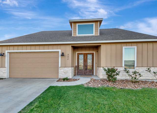 Property at 804 Catclaw Ln, Edna, TX 77957, 5 beds, 3.5 baths