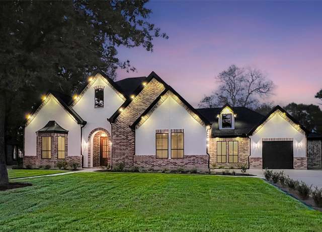 Property at 210 Hogan Ln, Hempstead, TX 77445, 4 beds, 3.5 baths