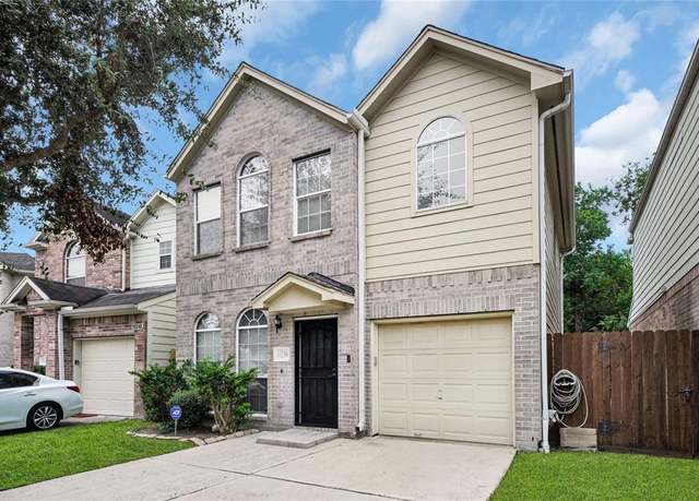 Property at 10239 W Palm Lake Dr, Houston, TX 77034, 3 beds, 2.5 baths