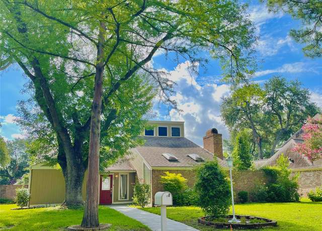 Property at 707 Center Hill Dr, Houston, TX 77079, 3 beds, 2 baths