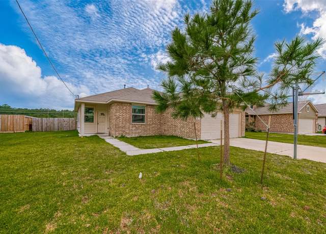 Property at 66 Road 5102f, Cleveland, TX 77327, 4 beds, 2 baths
