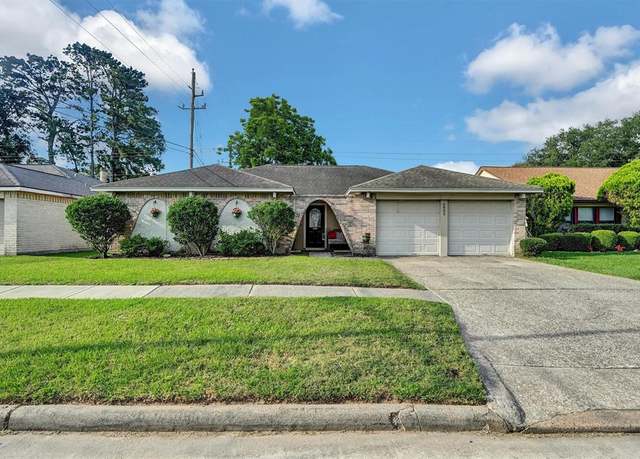 Property at 4803 Bridgemont Ln, Spring, TX 77388, 3 beds, 2 baths