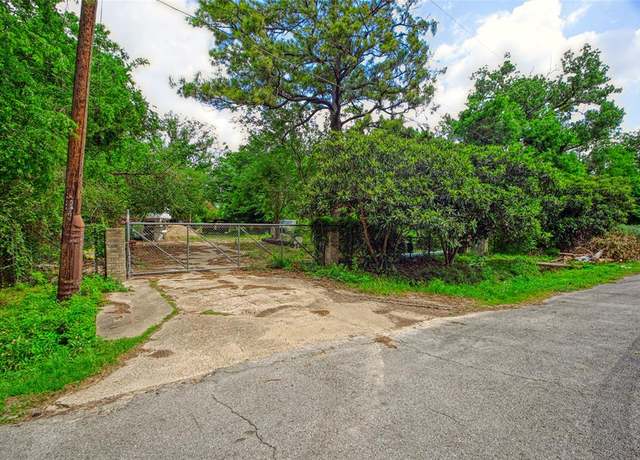 Property at 7505 Jay St, Houston, TX 77028