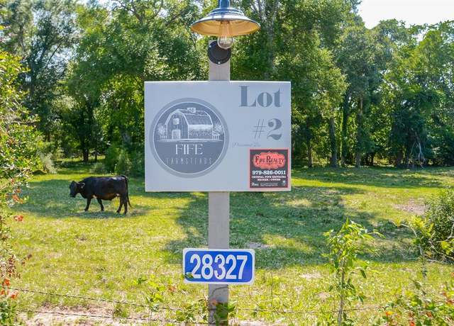 Property at 28327 Clarke Bottom Rd, Hempstead, TX 77445