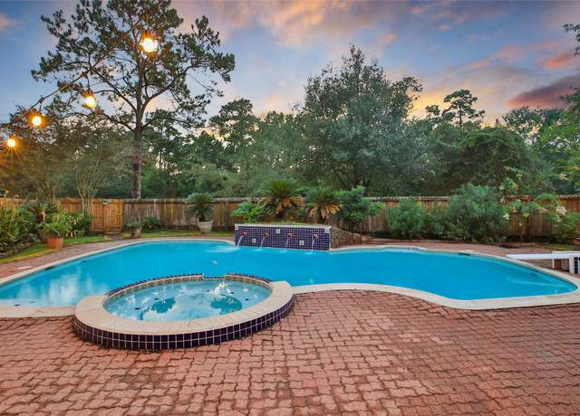 Property at 10 Featherfall Pl, Spring, TX 77381, 4 beds, 3.5 baths
