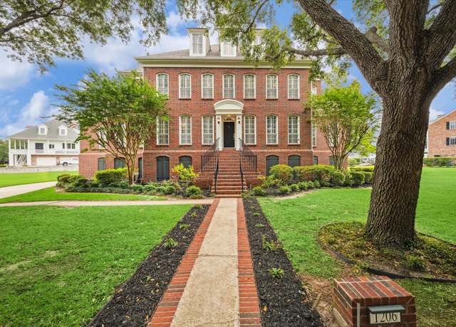 Property at 1206 Spring Cress Ln, Seabrook, TX 77586, 5 beds, 5 baths