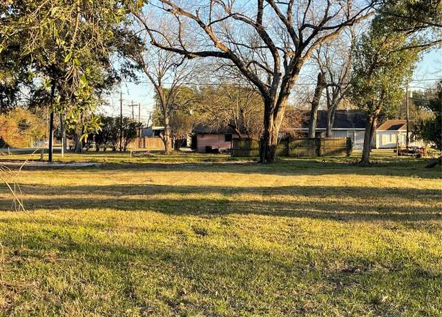 Property at 108 Sycamore St, Port Neches, TX 77651