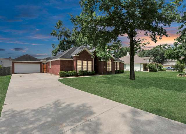Property at 5503 Teakwood Ln, Magnolia, TX 77354, 3 beds, 2 baths
