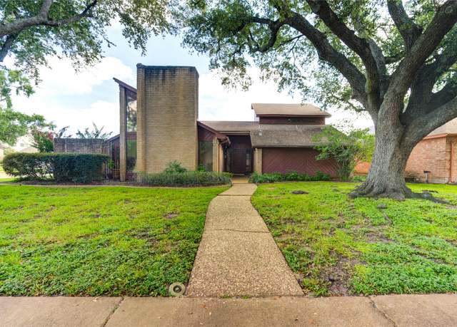 Property at 12530 Olympia Dr, Houston, TX 77077, 4 beds, 2.5 baths