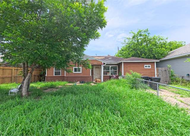 Property at 10506 Rosehaven Dr, Houston, TX 77051, 5 beds, 1 bath