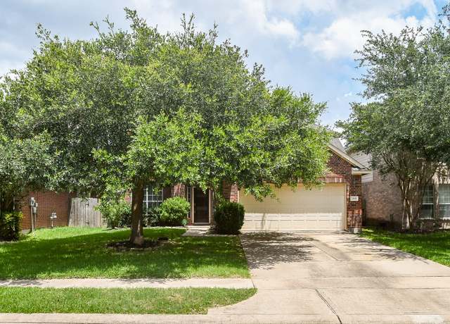 Property at 2818 Lakecrest Forest Dr, Katy, TX 77493, 4 beds, 2.5 baths