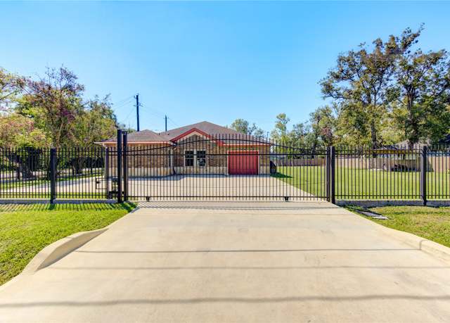 Property at 7450 Springdale St, Houston, TX 77028, 4 beds, 2 baths