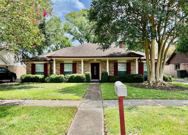 Property at 6011 Green Falls Dr, Houston, TX 77088, 4 beds, 2 baths