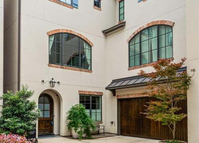 Property at 1705 Michigan St, Houston, TX 77006, 3 beds, 3.5 baths