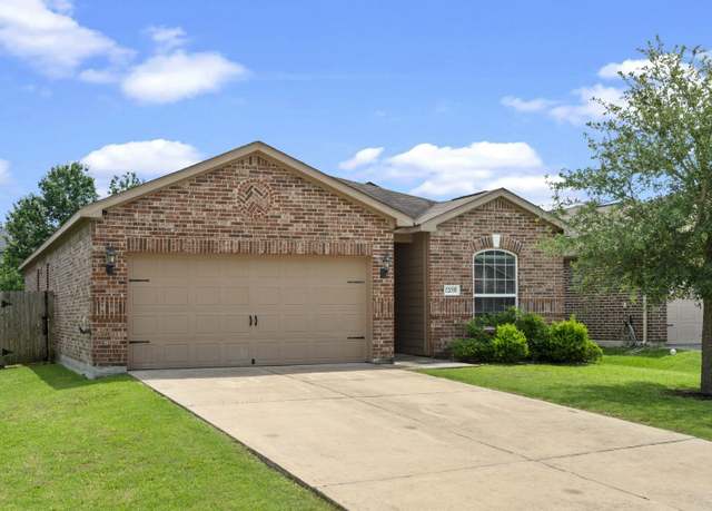 Property at 12035 Powderhorn Ln, Pinehurst, TX 77362, 3 beds, 2 baths