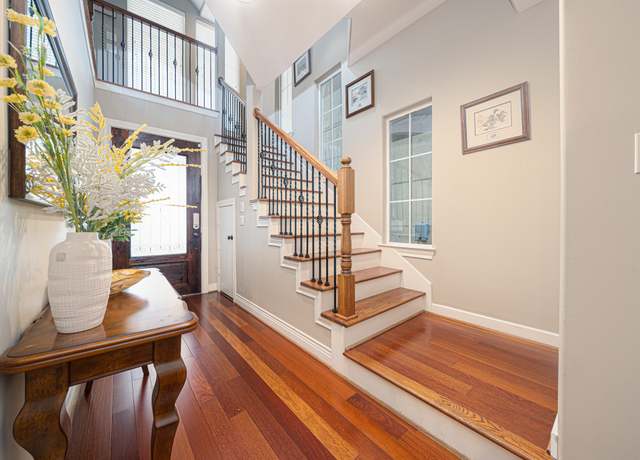 Property at 4117 Barnes St, Houston, TX 77007, 4 beds, 3.5 baths