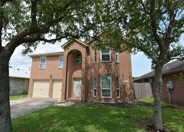 Property at 313 Mammoth Spgs, Dickinson, TX 77539, 4 beds, 2.5 baths