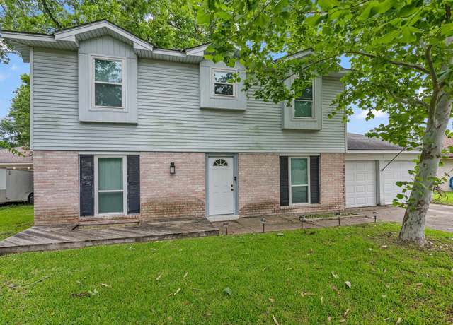 Property at 502 Mary Ann Dr, Friendswood, TX 77546, 4 beds, 3 baths