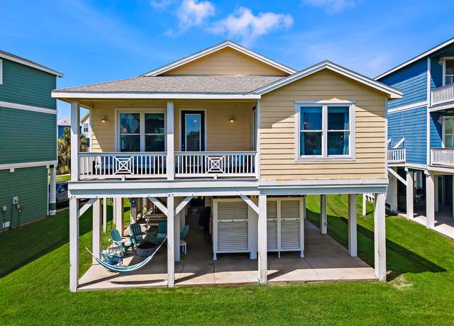 Property at 4139 King Rail Cir, Galveston, TX 77554, 3 beds, 2.5 baths