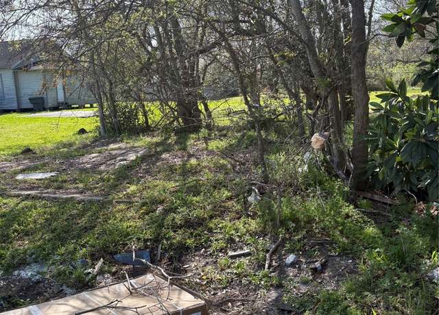 Property at 3435 Houston St, Beaumont, TX 77705