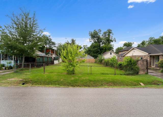 Property at 0 Hershe St St, Houston, TX 77020
