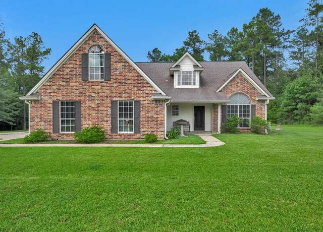 Property at 238 Royal Pnes, Lufkin, TX 75904, 3 beds, 2.5 baths
