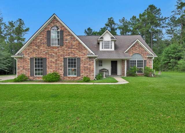 Property at 238 Royal Pnes, Lufkin, TX 75904, 3 beds, 2.5 baths