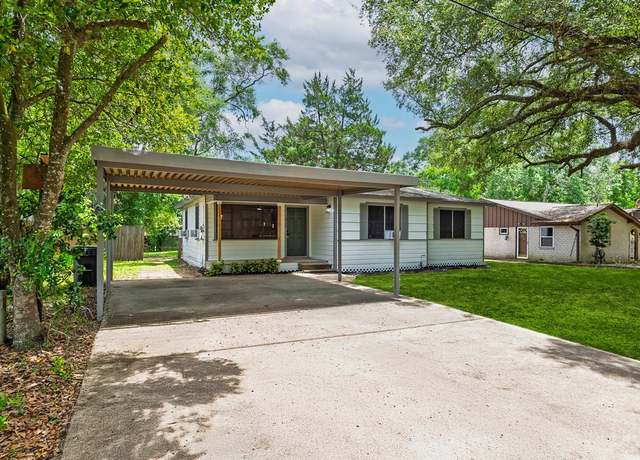 Property at 1848 Kipling St, Liberty, TX 77575, 3 beds, 1.5 baths