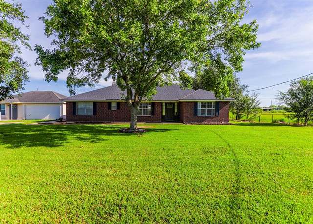 Property at 1333 Highway 36 N, Rosenberg, TX 77471, 4 beds, 3 baths