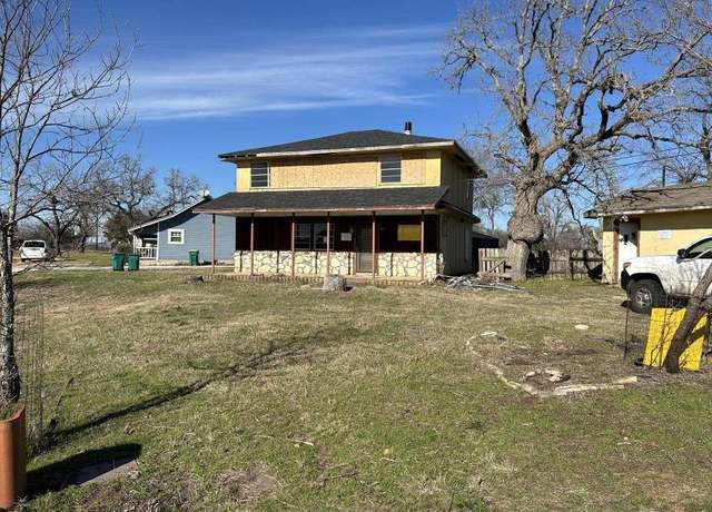 Property at 701 Oak Ln, Cottonwood Shores, TX 78657, 3 beds, 2 baths