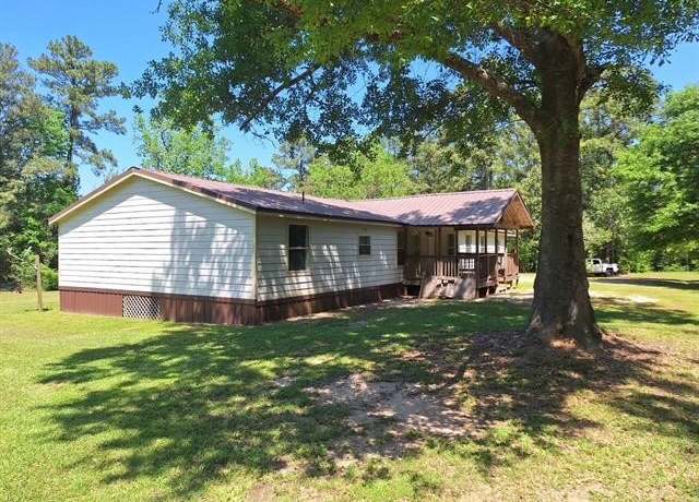 Property at 425 Fm 1632, Woodville, TX 75979, 4 beds, 2 baths