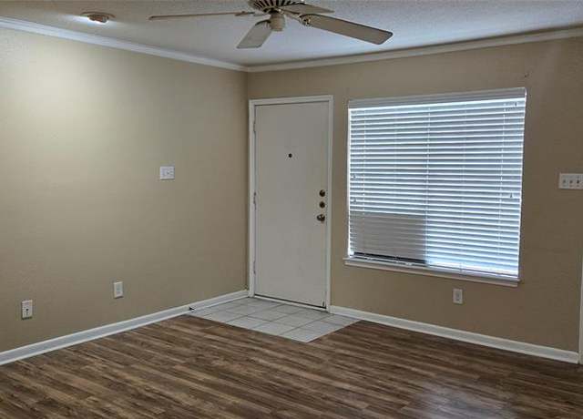 Property at 2350 Bering Dr #114, Houston, TX 77057, 1 bed, 1 bath