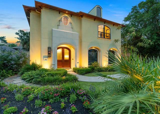 Property at 38 Hackberry Ln, Houston, TX 77027, 4 beds, 3.5 baths