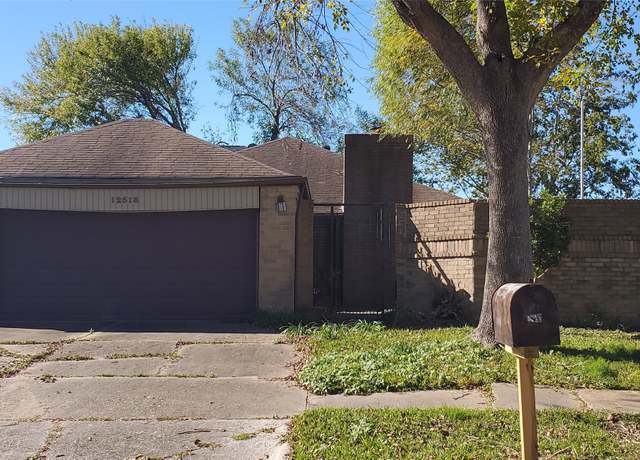 Property at 12518 N Garden St, Houston, TX 77071, 3 beds, 2 baths