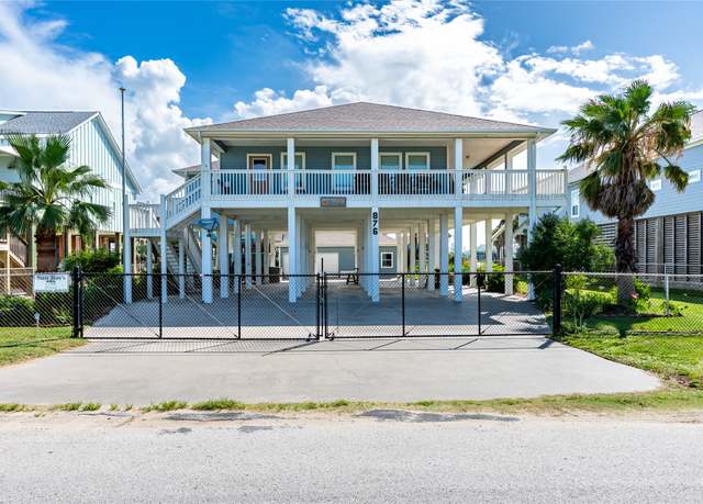 Property at 876 Kahla Dr, Crystal Beach, TX 77650, 5 beds, 2 baths
