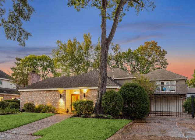 Property at 1122 Daria Dr, Houston, TX 77079, 4 beds, 3.5 baths