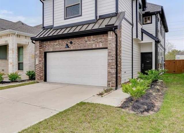 Property at 7914 Starfish Arbor Dr, Cypress, TX 77433, 3 beds, 2.5 baths