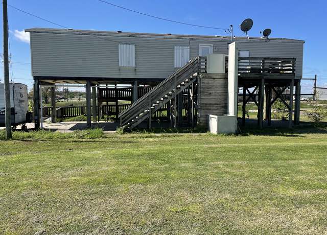 Property at 5153 Tremont St, Port Arthur, TX 77640, 2 beds, 1 bath